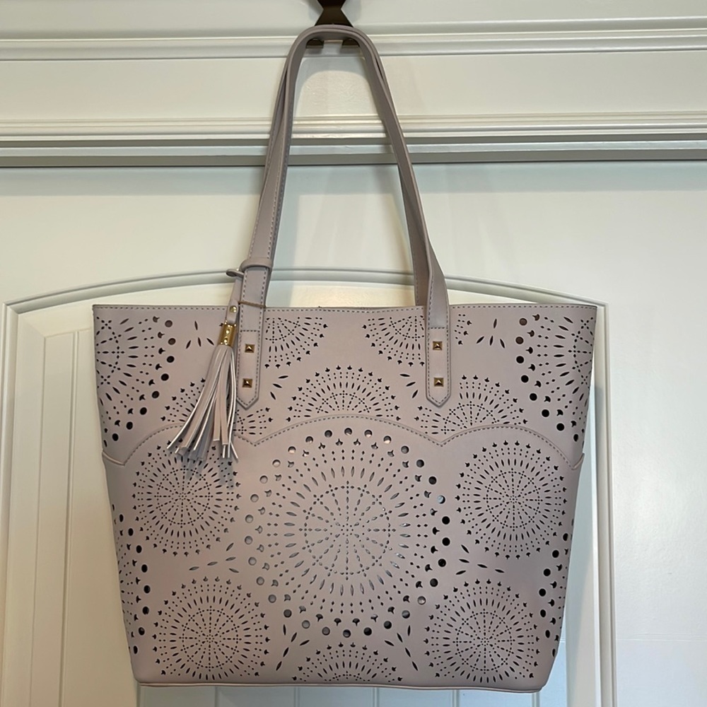 🎈MIZTIQUE Designer Collection Bag-In-Bag tote - Taupe - Perfect Summer Tote!